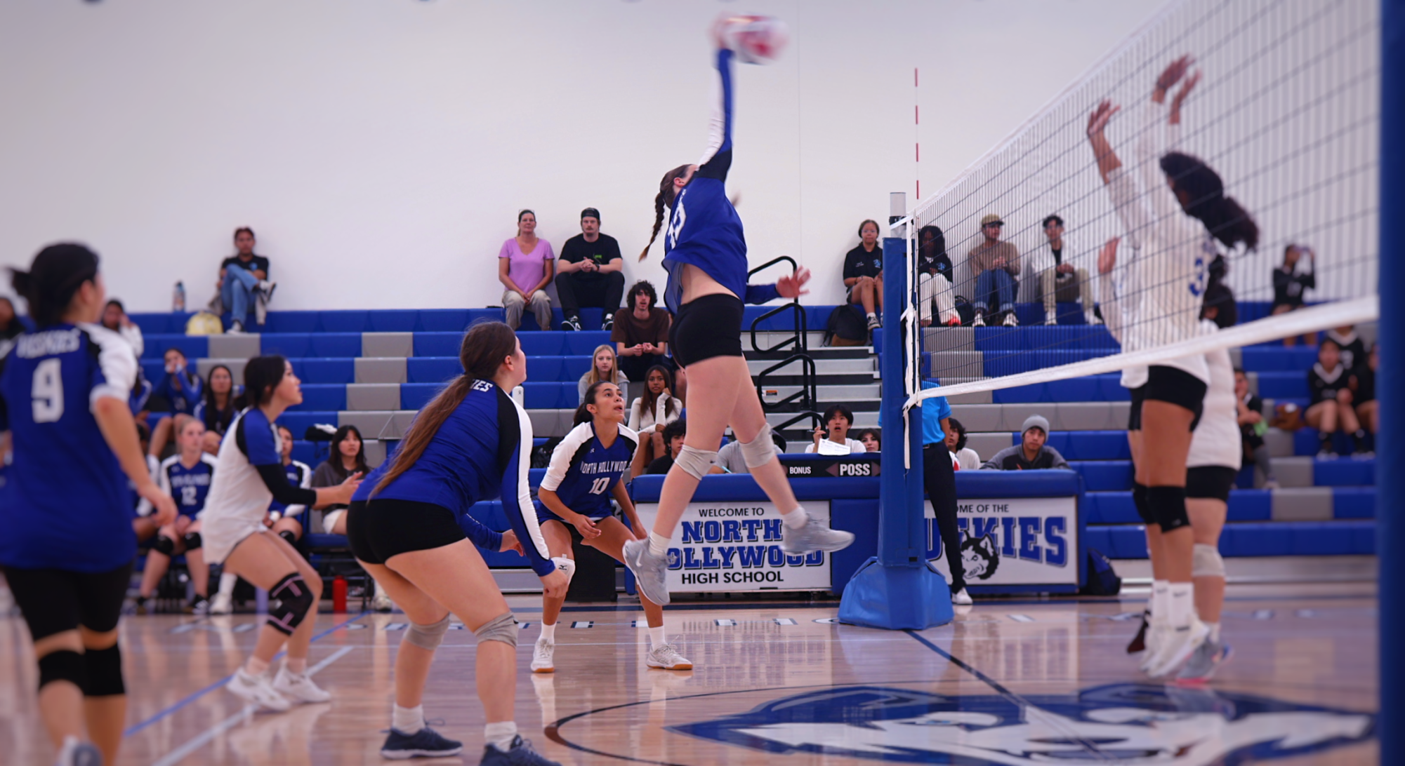 Varsity Girls Volleyball Champions Kick Off Season With Victory Against East Valley